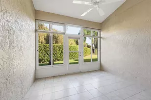 1578 SW Harbour Isles Cir, Port Saint Lucie, FL 34986 - Photo 21
