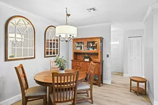 1203 S Lakes End Dr, Fort Pierce, FL 34982 - Photo 11