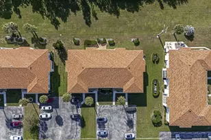 1203 S Lakes End Dr, Fort Pierce, FL 34982 - Photo 33