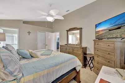 1164 NW Lombardy Drive, Port Saint Lucie, FL 34986 - Photo 17