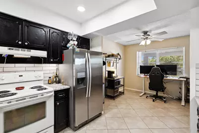 3075 E Gardens East Drive, Unit #32, Palm Beach Gardens, FL 33410 - Photo 5