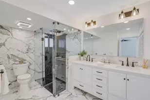 1660 Twelve Oaks Way Unit #101 & 50 Ft Dock & 30K Lift, North Palm Beach, FL 33408 - Photo 25