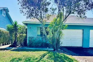 3795 Island Club Cir E, Lake Worth, FL 33462 - Photo 1