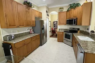 2585 SE Stonebriar Way, Stuart, FL 34997 - Photo 9