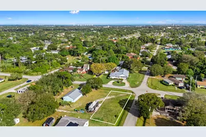 3694 Avenue K, Fort Pierce, FL 34947 - Photo 7