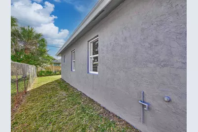 1549 W 19th Street, Riviera Beach, FL 33404 - Photo 7