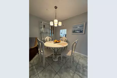 725 Lori Drive, Unit #203, Palm Springs, FL 33461 - Photo 5