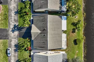 2540 SE Tropical East Circle E, Port Saint Lucie, FL 34952 - Photo 43