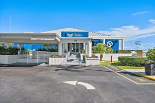 100 Lakeshore Dr Unit, North Palm Beach, FL 33408 - Photo 47