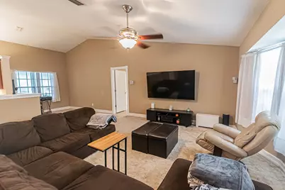 201 SW Parish Terrace, Port Saint Lucie, FL 34984 - Photo 5