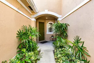 4955 Mallory St, Lake Worth, FL 33463 - Photo 5