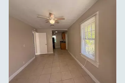 400 Metcalf Court, Unit #425, West Palm Beach, FL 33407 - Photo 9