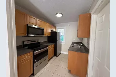 400 Metcalf Court, Unit #425, West Palm Beach, FL 33407 - Photo 3