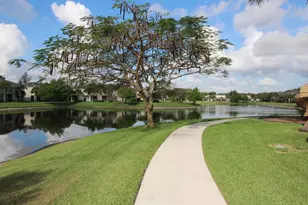 5222 Palmbrooke Cir, West Palm Beach, FL 33417 - Photo 17