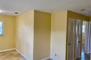 240 Croton Ave, Lantana, FL 33462 - Photo 5