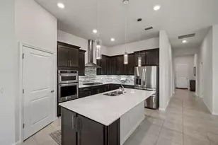 623 SE Villandry Way, Port Saint Lucie, FL 34984 - Photo 9