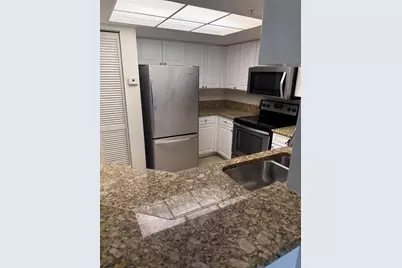 500 Crestwood Court S, Unit #514, Royal Palm Beach, FL 33411 - Photo 7