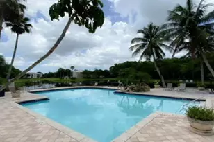 500 Crestwood Ct S, Royal Palm Beach, FL 33411 - Photo 25