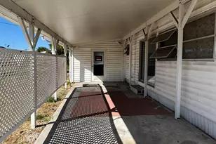 8500 SE Eagle Ave, Hobe Sound, FL 33455 - Photo 7