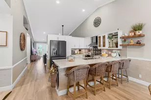 21400 Millbrook Ct, Boca Raton, FL 33498 - Photo 5