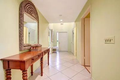 6749 Versailles Court, Unit #6749, Lake Worth, FL 33467 - Photo 3