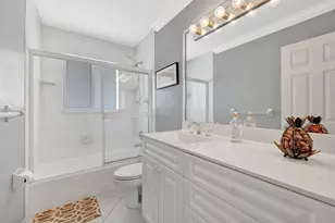 3792 NE 19th Ave, Oakland Park, FL 33308 - Photo 31