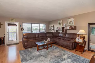 303 Greenbrier C, West Palm Beach, FL 33417 - Photo 7