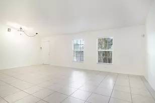 685 NW Monroe St, Port Saint Lucie, FL 34983 - Photo 5