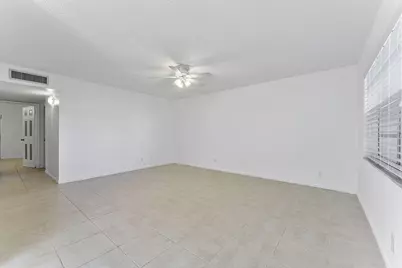 877 Flanders S, Delray Beach, FL 33484 - Photo 11