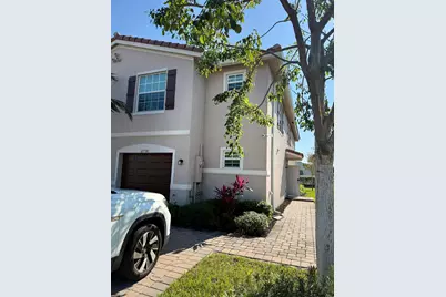 6794 Broadwater Lane Lane, Lake Worth, FL 33467 - Photo 3