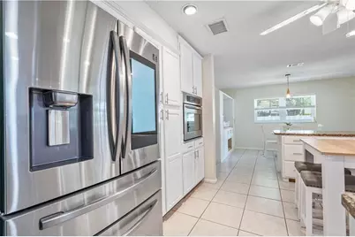 208 NW 91st Avenue, Coral Springs, FL 33071 - Photo 15
