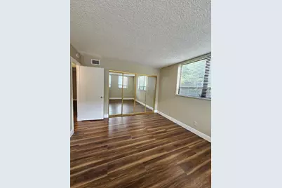 2000 N Congress Avenue, Unit #207, West Palm Beach, FL 33401 - Photo 17