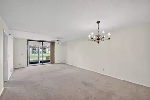 7770 Tahiti Ln, Lake Worth, FL 33467 - Photo 9