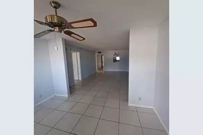 4820 Lucerne Lakes Boulevard, Unit #108, Lake Worth, FL 33467 - Photo 7