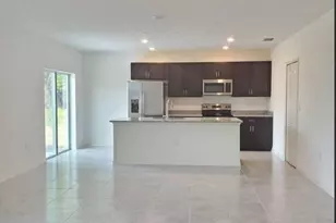 971 SW Nichols Terrace, Port Saint Lucie, FL 34953 - Photo 5