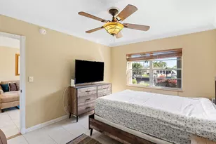 2201 SE 9th St, Pompano Beach, FL 33062 - Photo 11