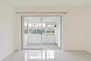 2557 Dudley Dr W, West Palm Beach, FL 33415 - Photo 11