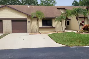 135 Meander Cir, Royal Palm Beach, FL 33411 - Photo 1