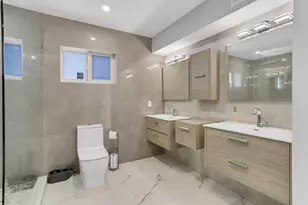 2019 NE 14th Ct, Fort Lauderdale, FL 33304 - Photo 7