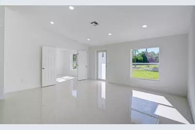 13875 63rd Lane N, The Acreage, FL 33470 - Photo 15