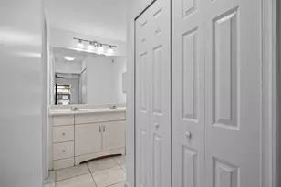 9905 Pineapple Tree Dr, Boynton Beach, FL 33436 - Photo 15