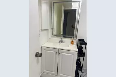 1638 Embassy Drive, Unit #404, West Palm Beach, FL 33401 - Photo 11