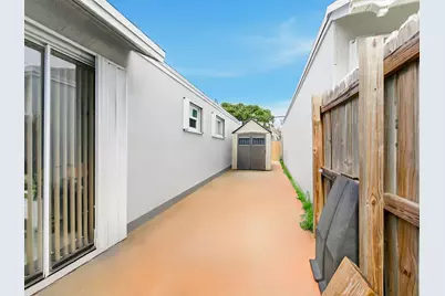 10381 SW 205th Terrace, Cutler Bay, FL 33189 - Photo 17