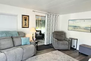 10 SE La Mesa, Port Saint Lucie, FL 34952 - Photo 3