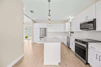 10206 Isle Of Pines Court, Port Saint Lucie, FL 34986 - Photo 15