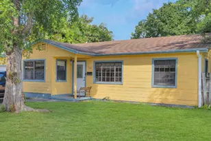 713 NE 35th St, Oakland Park, FL 33334 - Photo 1