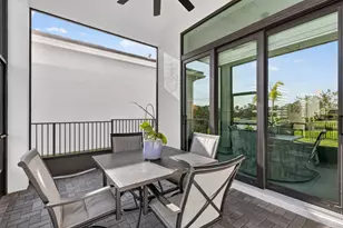 180 SE Via Bisento, Port Saint Lucie, FL 34952 - Photo 31