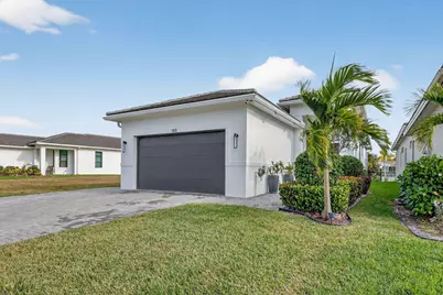 180 SE Via Bisento, Port Saint Lucie, FL 34952 - Photo 43