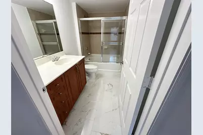 6410 Emerald Dunes Drive, Unit #105, West Palm Beach, FL 33411 - Photo 15