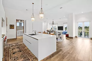 110 SE Via San Ramone, Port Saint Lucie, FL 34984 - Photo 9